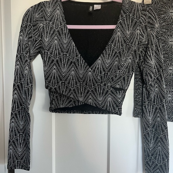 H&M Top & Skirt Set🖤 - XS/S - Picture 3 of 11